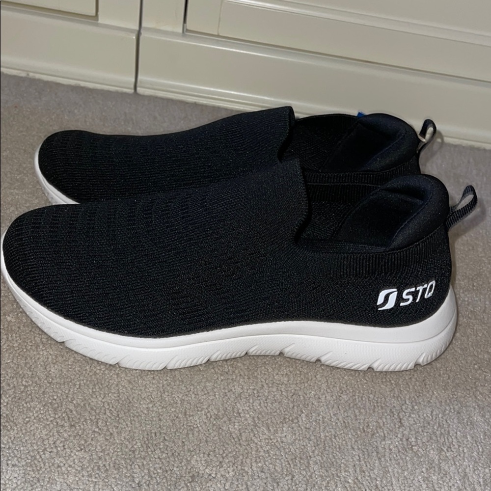 NEW STQ Black Slip-On Sneakers - Picture 5 of 10